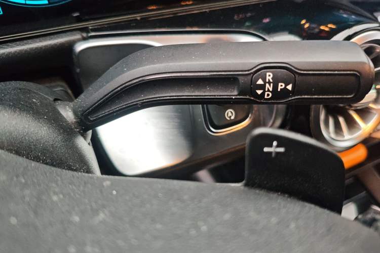 Used Mercedes-Benz GLB 2022 Updated GLB 200 Fashion Edition