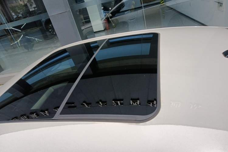 Used BYD Seal 06 New Energy 2025 DM-i Smart Drive 120KM Deluxe Model Roof