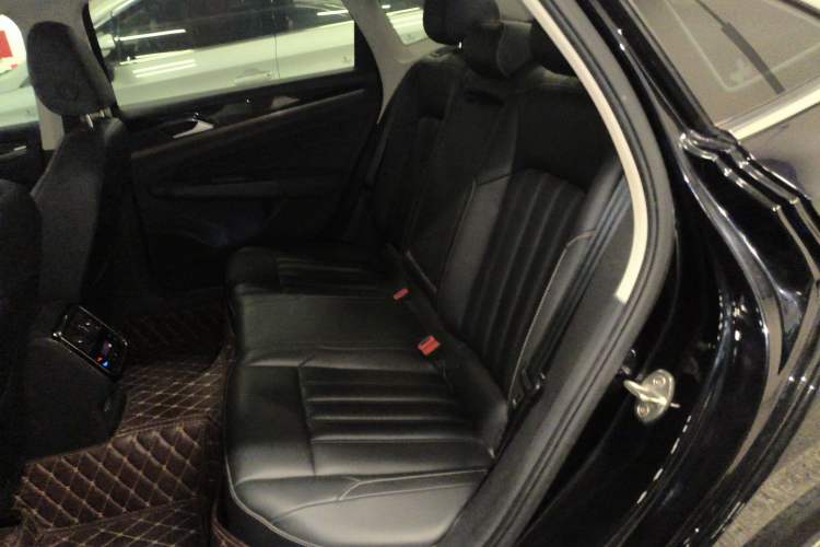 Used Volkswagen Passat New Energy  Left Rear Seat