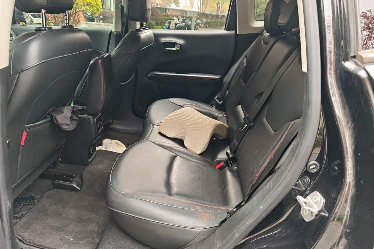 Used Jeep Compass 2017 200TS Automatic High-Performance All-Wheel Drive Edition