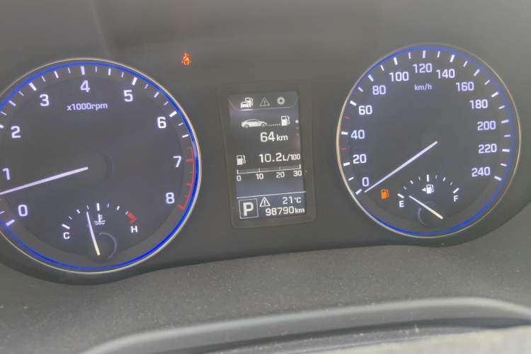 Used Hyundai Mistra 2014 1.8L Automatic Smart GLS
