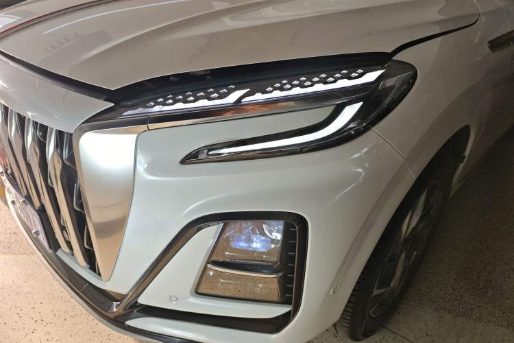 Used Hongqi HS3 2023 2.0T All-Wheel-Drive Youwei Version