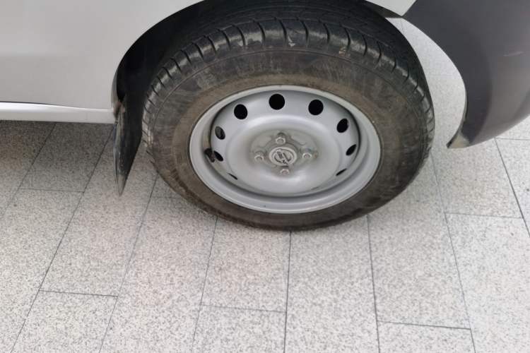 Used Jinbei Hiace X30 2023 1.5L Super-Enjoyment Van 2/5 Seats Non-Air-Conditioned Version SWC15M