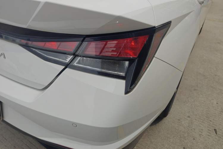 Used Hyundai Elantra 2021 1.5L CVT GLX Elite Edition
