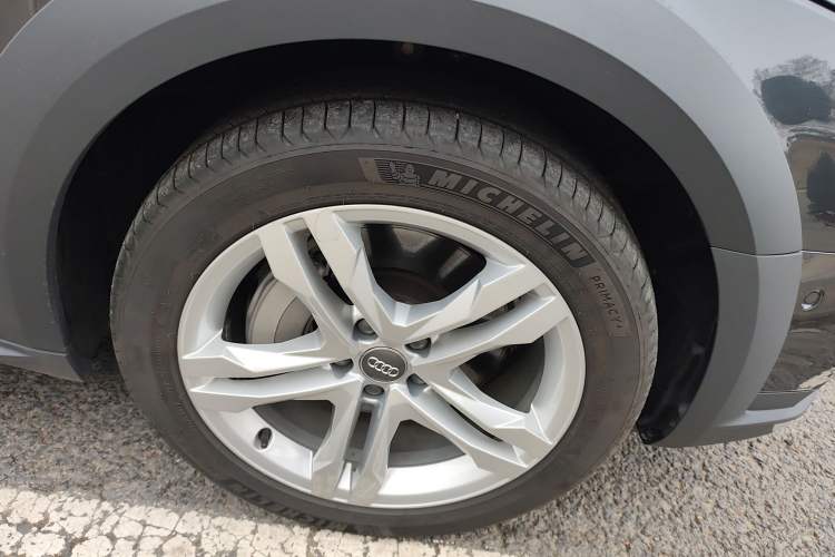 Used Audi A4 2019 45 TFSI allroad quattro Sport model
