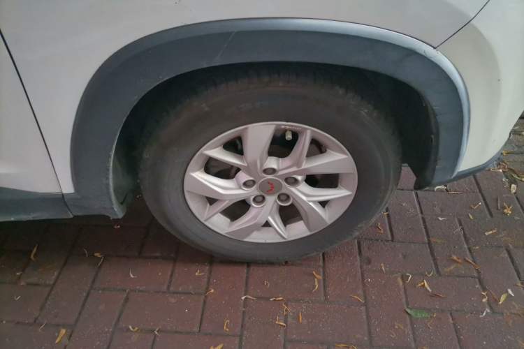 Used Wuling Hongguang S3 2018 1.5T Manual Luxury Model China V Standard
