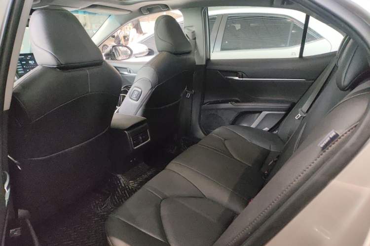 Used Toyota Camry 2021 2.5G Luxury Edition Left Rear Seat