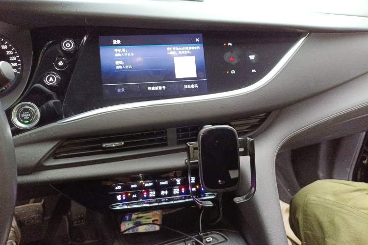 Used Buick Enclave 2020 28T Four-Wheel Drive Prestige Version Audio And AC Panel