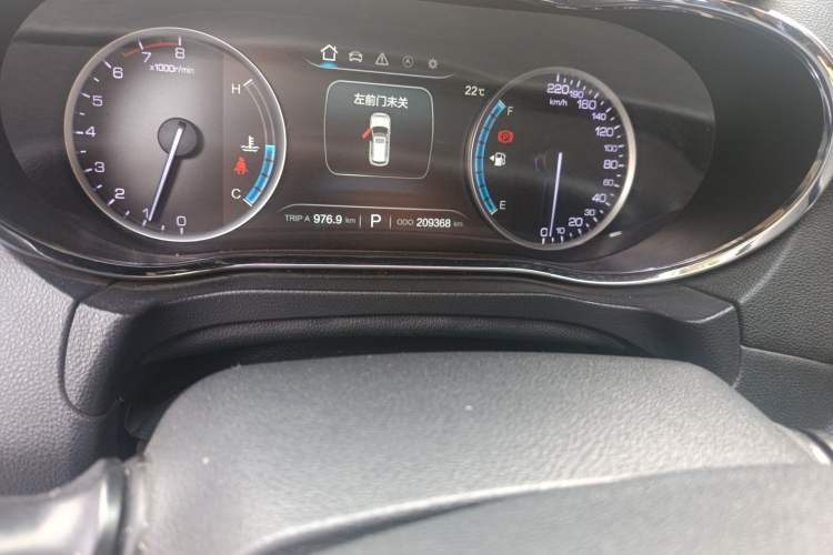 Used CHANGAN CS75 2017 Shangkui Edition 1.5T Automatic Fengyue Model Odometer Close Up