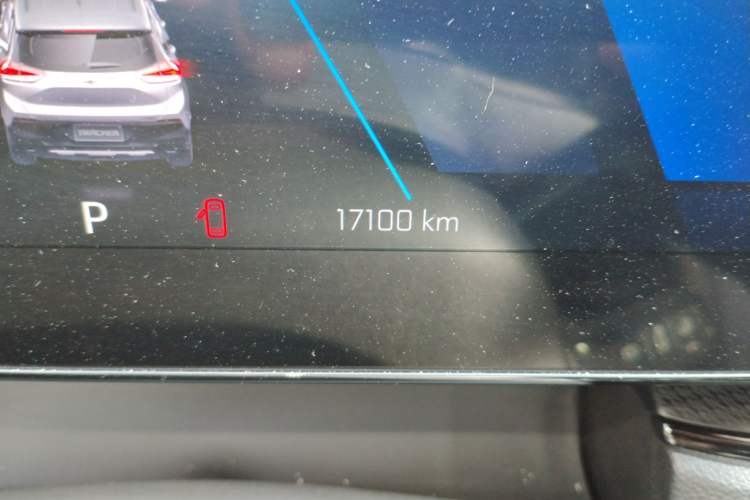 Used Chevrolet Trax 2022 Encore RS 1.5T CVT Cool Odometer Close Up