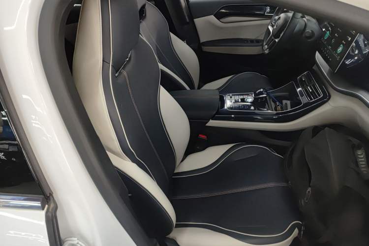 Used BYD Qin PLUS 2021 EV 400KM Luxury Model