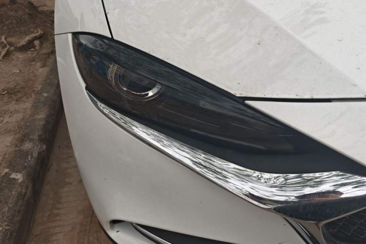 Used Mazda CX-4 2020 2.5L Automatic 2WD Sky-Drive Fun Edition Right Front Headlight