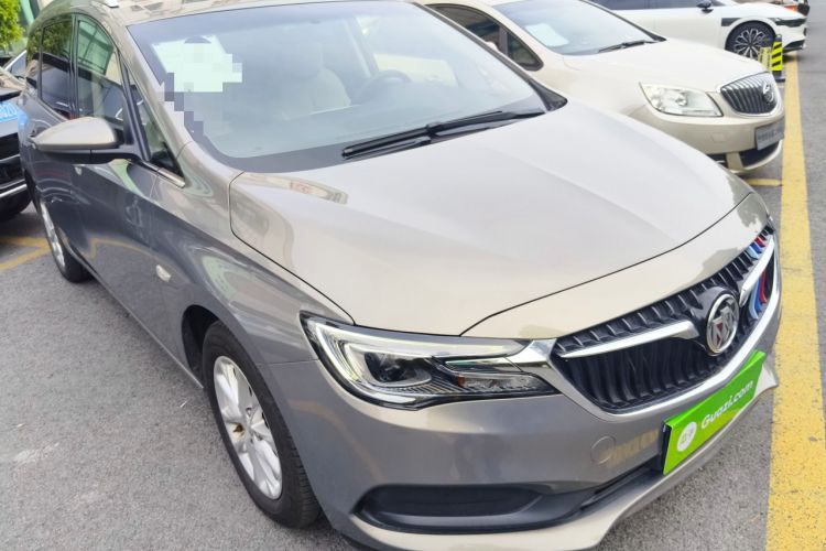 Used Buick GL6 2018 18T 6-Seater Elite Model Front Right 45 Deg