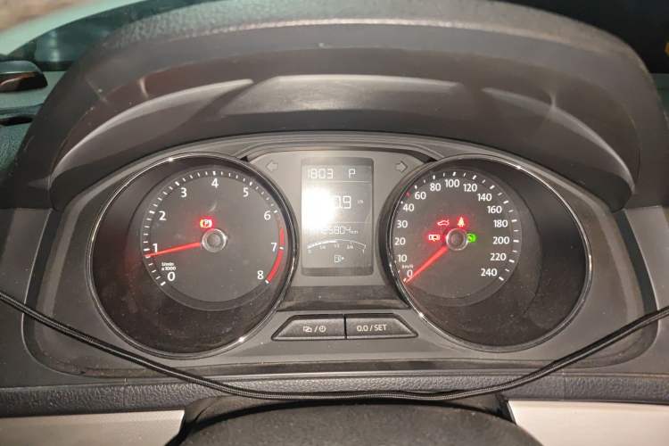 Used Volkswagen Lavida 2017 1.6L Automatic Comfort Edition
