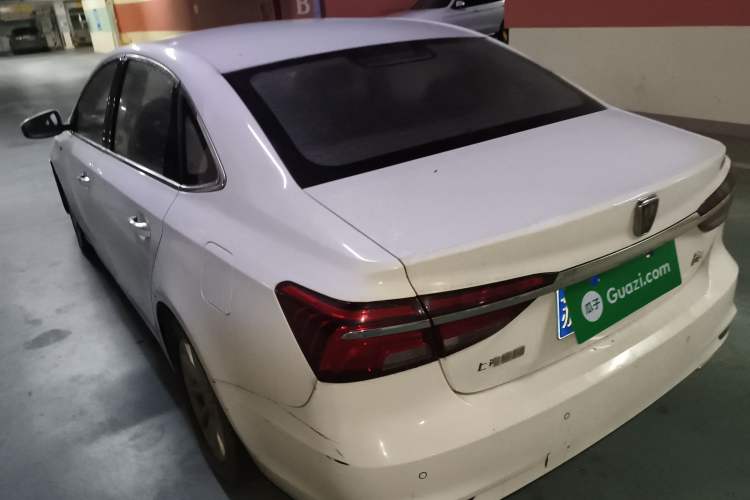 Used Roewe i6 2017 20T Automatic Flagship Edition Rear Left 45 Deg