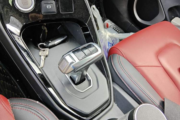 Used Haval H2s 2018 Red-Label 1.5T Dual-Clutch Elite Model