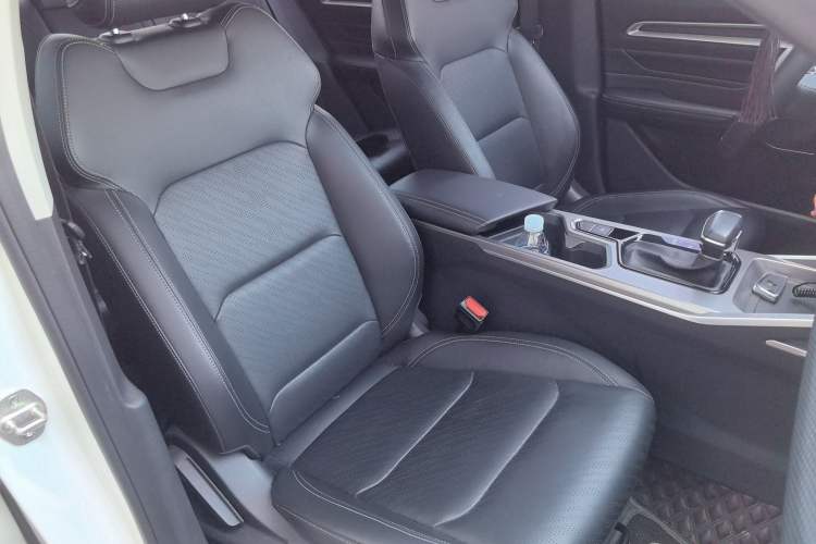 Used Geely Auto Emgrand 2022 4th Generation 1.5L CVT Luxury Model
