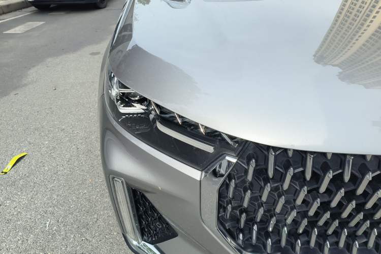 Used Bestune T99 2022 20TD Automatic Luxury Edition Right Front Headlight