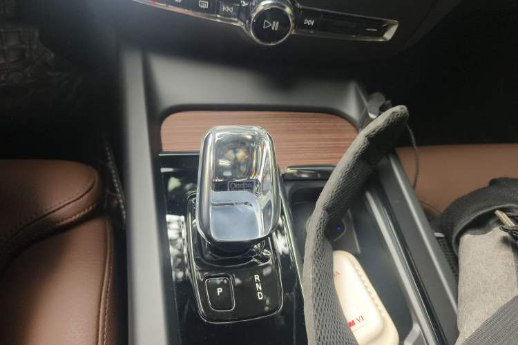 Used Volvo S60 2022 B4 Zhiyuan Luxury Edition