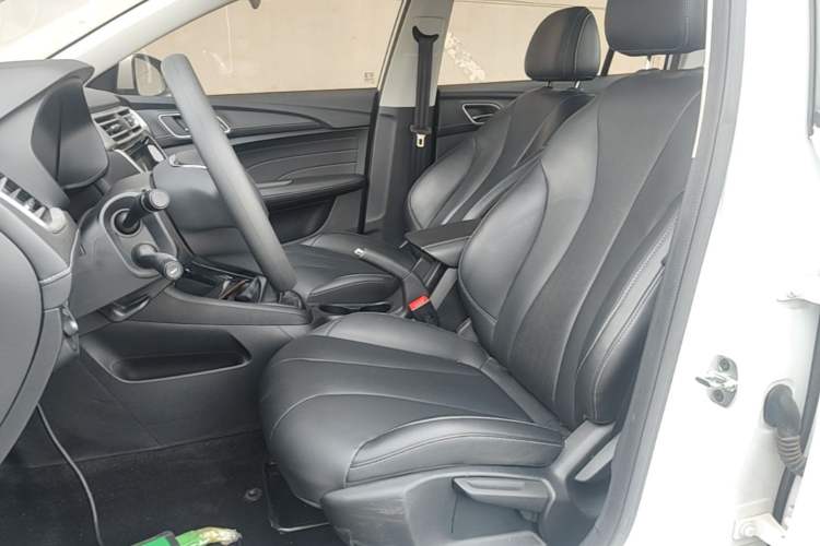 Used Roewe i5 2020 1.5L Manual 4G Connect Leehao Flagship Edition
