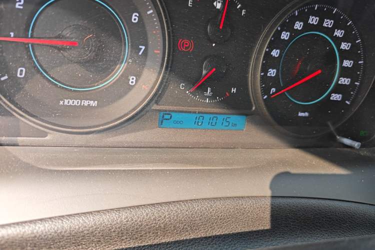 Used Chevrolet Captiva 2014 2.4L 4x4 Flagship Edition 7 Seats
