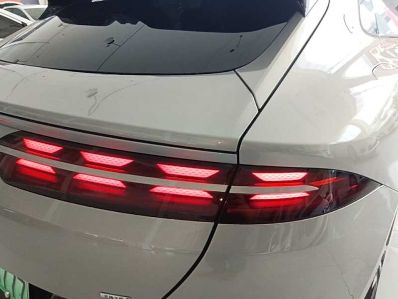 Used Denza Z9GT 2026 Flash Charge Prestige Edition — 7