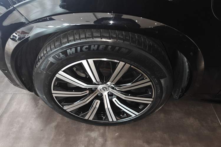 Used Volvo XC90 New Energy 2022 E-Drive Hybrid T8 Luxury Flagship 7-Seater
