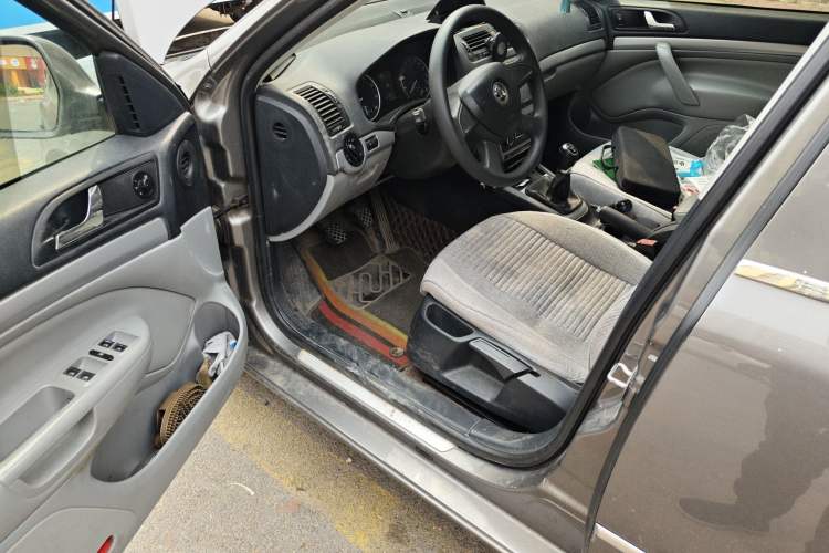 Used Skoda Octavia 2013 1.6L Manual Yijun Edition