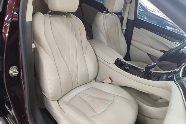 Used Buick LaCrosse 2019 28T Avenir