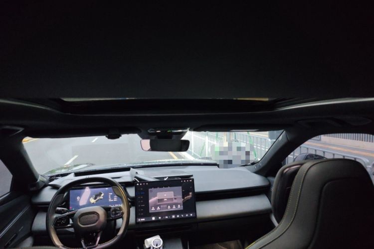 Used Lynk & Co 08 EM-P 2023 120km Long-Range Halo Headliner