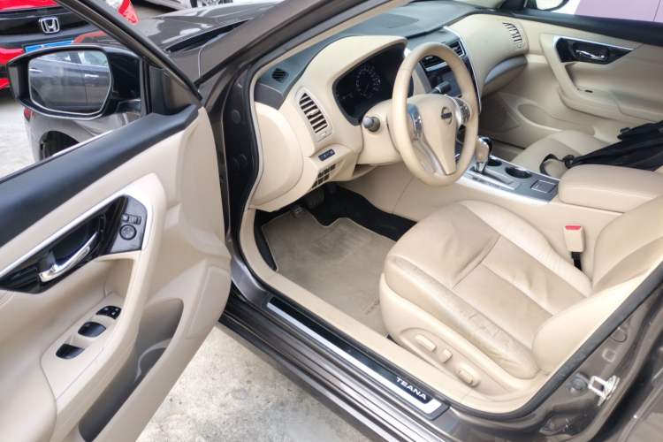 Used Nissan Teana 2016 Revised Version 2.0L XL Comfort Edition
