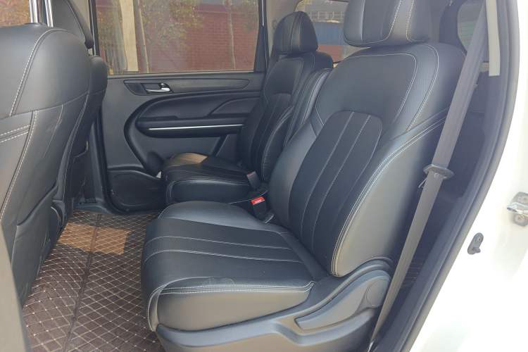 Used GAC Trumpchi M6 2021 270T DCT Luxury Edition (7-seater) Left Rear Seat