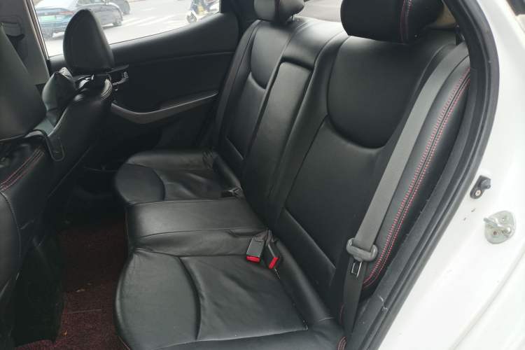 Used Hyundai Elantra (5th Generation / Langdong) 2015 1.6L Manual Leading Model Left Rear Seat