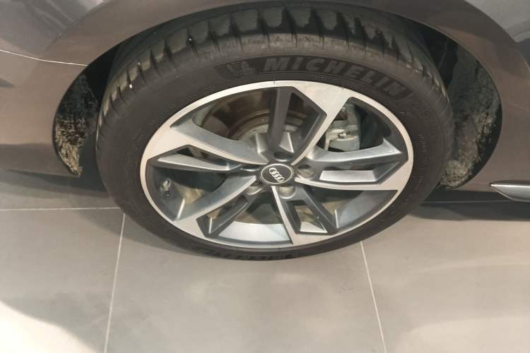 Used Audi A4L 2020 40 TFSI Fashion Dynamic Model Right Rear Wheel Hub