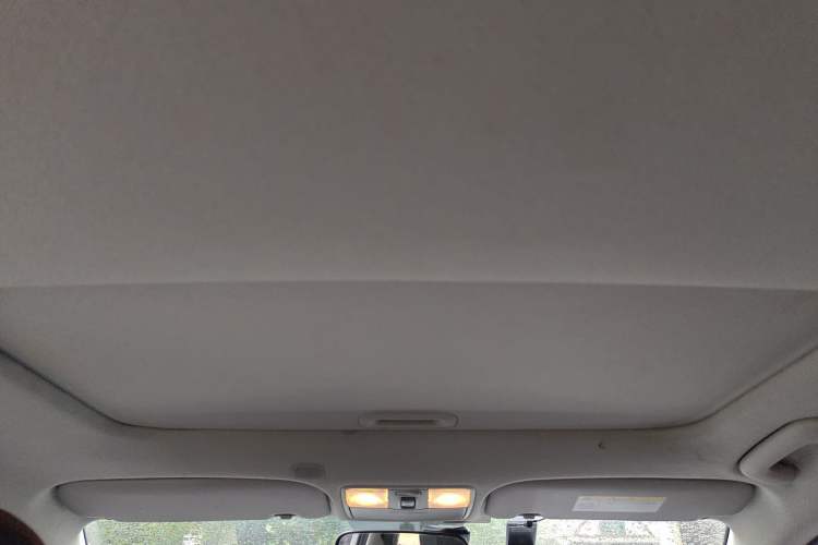 Used Kia KX Cross 2018 1.6L Automatic Dynamic Sunroof Version Headliner