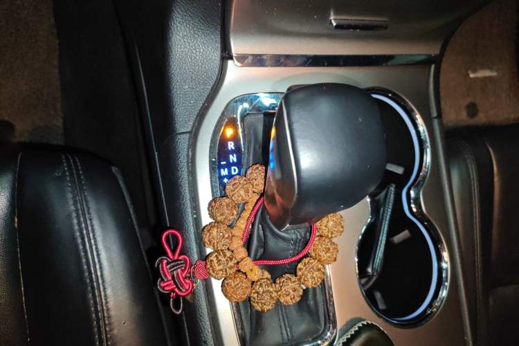 Used Jeep Grand Cherokee 2017 3.0L Comfort Navigation Edition Gear Lever