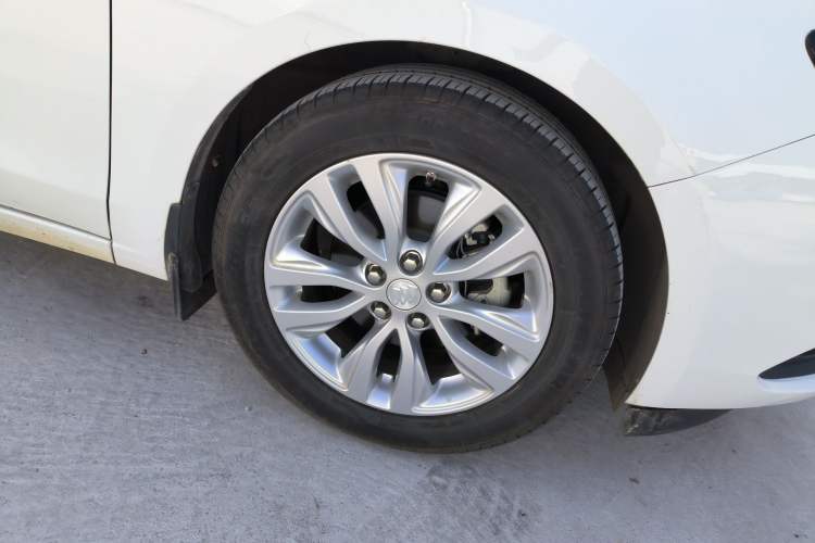 Used Buick GT 2018 15T Dual-Clutch Elite Model China V Standard
