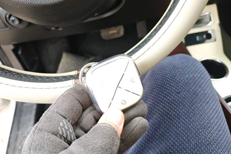 Used Wuling Bingo 2023 333 km Lingxi Connected+ Version