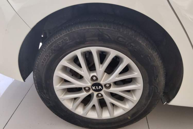 Used Kia K2 2017 Sedan 1.4L Automatic Transmission 15th Anniversary Special Edition GLS