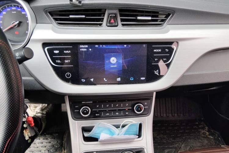 Used Geely Auto Vision 2018 1.5L Manual Happiness Edition Audio And AC Panel