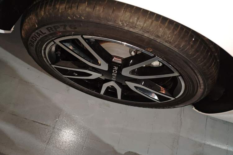 Used Roewe D6 2025 450km Deluxe Edition