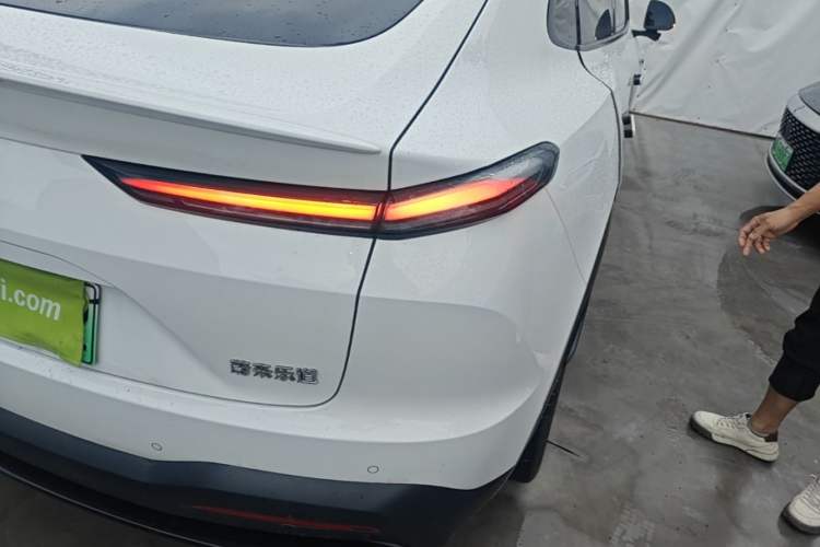 Used ONVO L60 2024 60 kWh Rear-Drive Version
