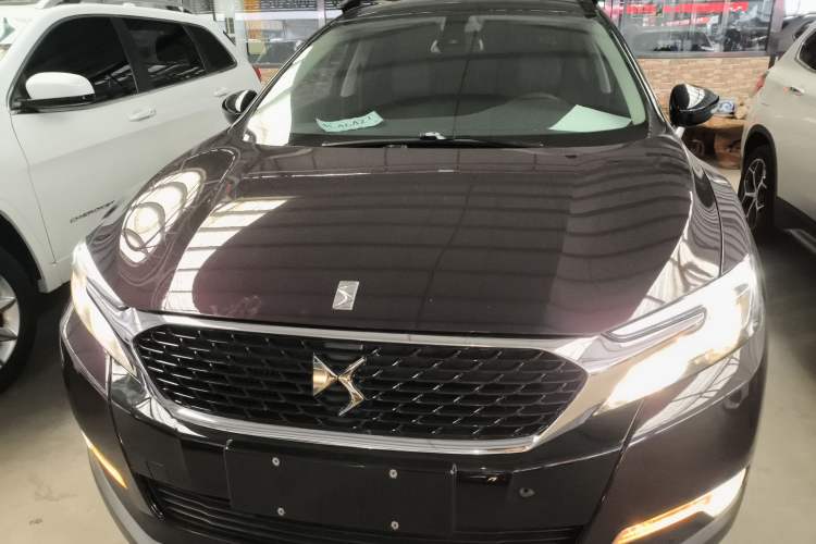 Used DS 6 2016 1.6T Luxury Edition THP160 Front