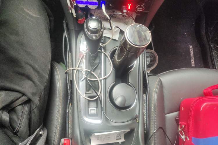 Used Chevrolet Equinox 2018 535T Automatic YuJie Edition Gear Lever