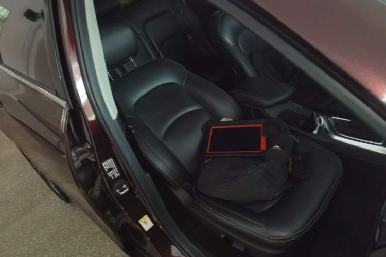 Used GAC Trumpchi GA6 2015 1.8T DCT Luxury Navigation Model
