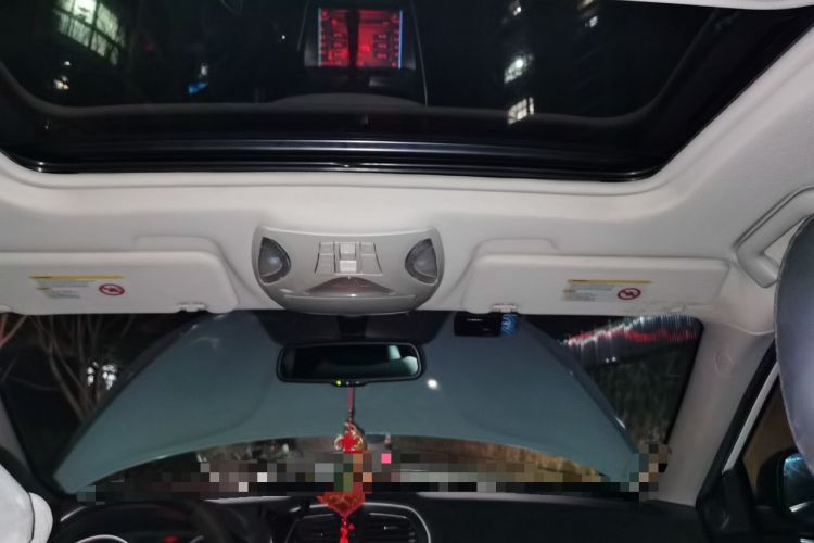 Used GAC Trumpchi GS5 2013 2.0L Automatic Two-Wheel Drive Light Interior Special Edition
