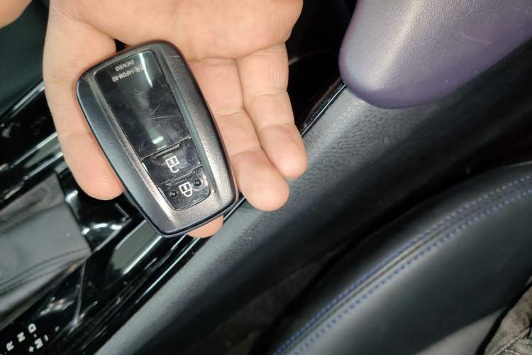 Used Toyota C-HR 2020 2.0L Luxury Edition
