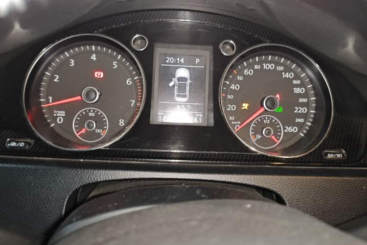 Used Volkswagen Magotan 2015 2.0 TSI Luxury Model