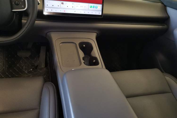 Used Leapmotor C10 2024 530 LiDAR Edition Gear Lever