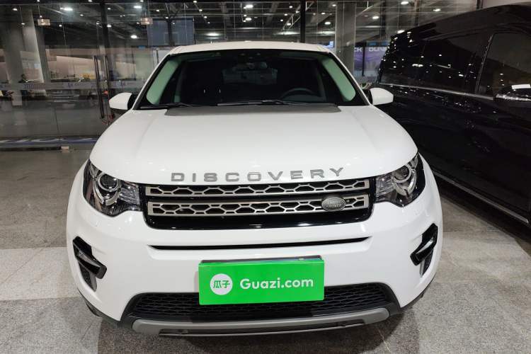 Used Land Rover Discovery Sport 2018 240 PS SE Version
